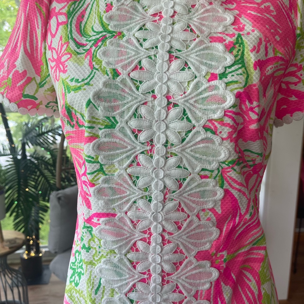 Lilly Pulitzer Maisie stretch dress Pink and Green Lace accent size 6 excellent - Picture 2 of 6